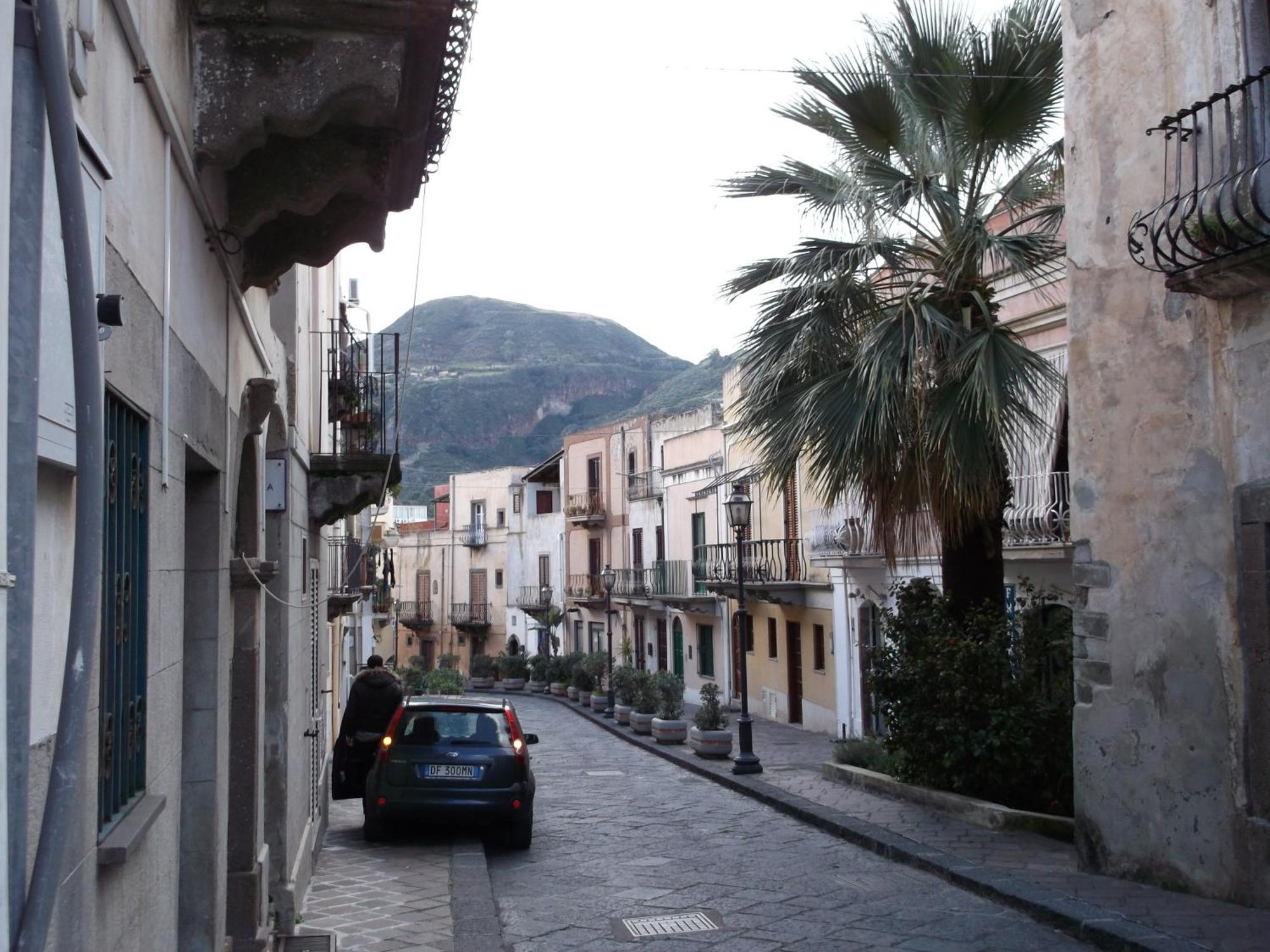 Centrostoricolipari Villa Luaran gambar